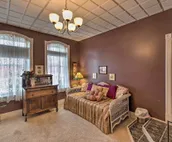 Pet-Friendly Apt: 2 Blocks to Riverside Park!