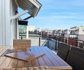 Old Market Townhome w/ 2 King Suites+Garage+View