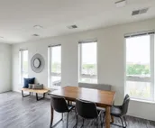 Flexhome East Side Studio ES1 - UWM+Rooftop+Lounge