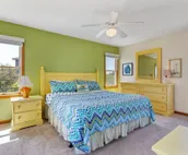 1335 Over Easy *3 Min Walk to Beach