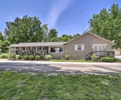 Idyllic Family Getaway with Grand Lake Access!