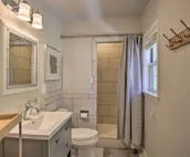 Idyllic Family Getaway with Grand Lake Access!