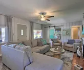 Idyllic Family Getaway with Grand Lake Access!