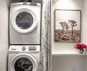 The Nook near Broad Ripple 1BR/1BA Modern Studio NO CLEANING FEE