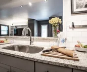 The Nook near Broad Ripple 1BR/1BA Modern Studio NO CLEANING FEE