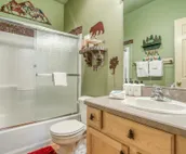 Updated 2 Bedroom Powder Village Condo in Sunriver