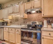 Updated 2 Bedroom Powder Village Condo in Sunriver