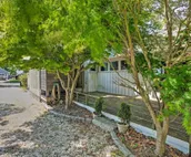 Common Fence Point Cottage w/ Ocean Views!