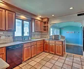 Common Fence Point Cottage w/ Ocean Views!