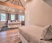 Luxury Chalet w/ Mtn Views: 3 Mi to Mt Rose Ski!