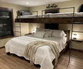 Bent Tree Cabin, on Private 12.5 Acres + Hot Tub
