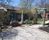 Betty Lou's Garden Guest Suite