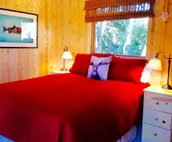 Viking Cove 12 private acres beach access sleeps 20