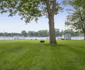 Lakeshore Cottage