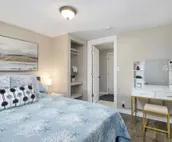 Lakeshore Cottage