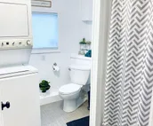 Lakeshore Cottage