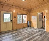 Hillside Hideaway w/ Hot Tub & Heated Patio!