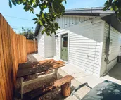 Downtown Casita, recently renovated, charming 1 bedroom, with parking and a g...