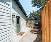 Downtown Casita, recently renovated, charming 1 bedroom, with parking and a g...