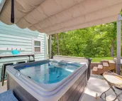 Cozy Eucha Cottage At Grand Lake w/ Hot Tub!