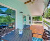 Cozy Eucha Cottage At Grand Lake w/ Hot Tub!