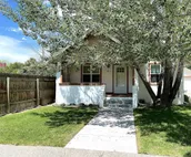 Bales Cottage,walking distance to downtown & Buffalo Bill Center of the West!