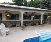 The "Pool Barn" w/Pool, Hot Tub,  Billiards & more near Indiana Dunes