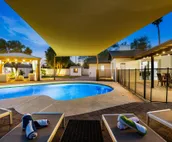Casa Paradiso -2 Master Suites, Heated Pool, Misters, Golf, BBQ, Coffee Bar