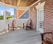 Grand Historic Mansion| Sleeps 18|Waterfront Decks