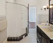 Grand Historic Mansion| Sleeps 18|Waterfront Decks