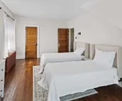 Grand Historic Mansion| Sleeps 18|Waterfront Decks