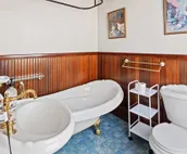 Grand Historic Mansion| Sleeps 18|Waterfront Decks