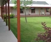 600 Sqft Extended-Stay Cabin sleeps 4, adjacent to beautiful Pine Creek