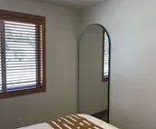 600 Sqft Extended-Stay Cabin sleeps 4, adjacent to beautiful Pine Creek