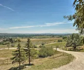 Exquisite Log Home with Lander Valley Views!