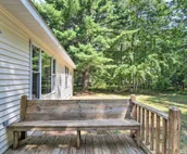 Upscale Family Cottage < 1 Mi to Higgins Lake