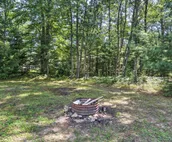 Upscale Family Cottage < 1 Mi to Higgins Lake