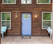 Stunning Luxury Cabin w/ Hot Tub and Fire Pit, "Holy Shiplap" is Perfect Romanti