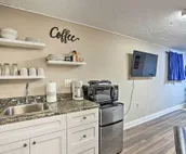 Cozy & Convenient Sturgis Apt Off Main Street