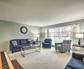Spacious Family Glenwood Estates Home w/ Hot Tub!
