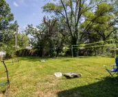 Cozy 2-Bdrm Home w/ Tailgating Yard, 7 Min 2 Stadium