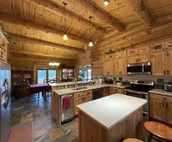 Grandpa’s Place. Exclusive, Stunning, Private Log Home. Firepit & Pond