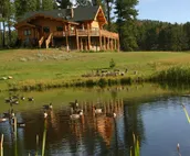 Grandpa’s Place. Exclusive, Stunning, Private Log Home. Firepit & Pond