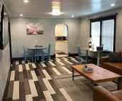 Bungalow 2 bed 2 bath