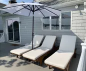 Waterfront, Dog-Friendly Cottage on the Cove