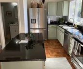 Waterfront, Dog-Friendly Cottage on the Cove