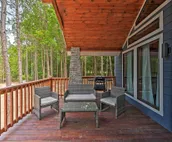 Broken Bow Couple’s Retreat w/ Fire Pit & BBQ!
