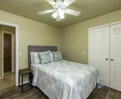 LUXURIOUS MOORE HOME 8 MILES TO OU & 15 MILES TO OKC BRICKTOWN