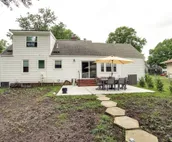 Bright & Sunny Getaway w/ Bikes: 1 Mi to ESU!