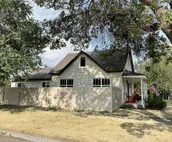 G.F. Wiard House, historic Wyoming home, recently renovated, pet friendly/ful...